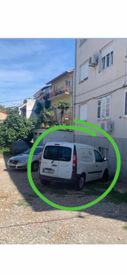 Sanela- Apartman Za Bezbrizan Odmor Crikvenica Extérieur photo